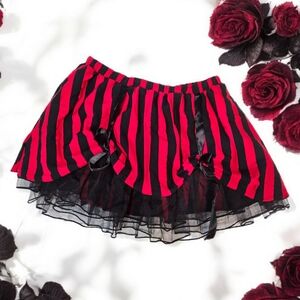 PIRATE SKIRT TRICKZ N TREATZ